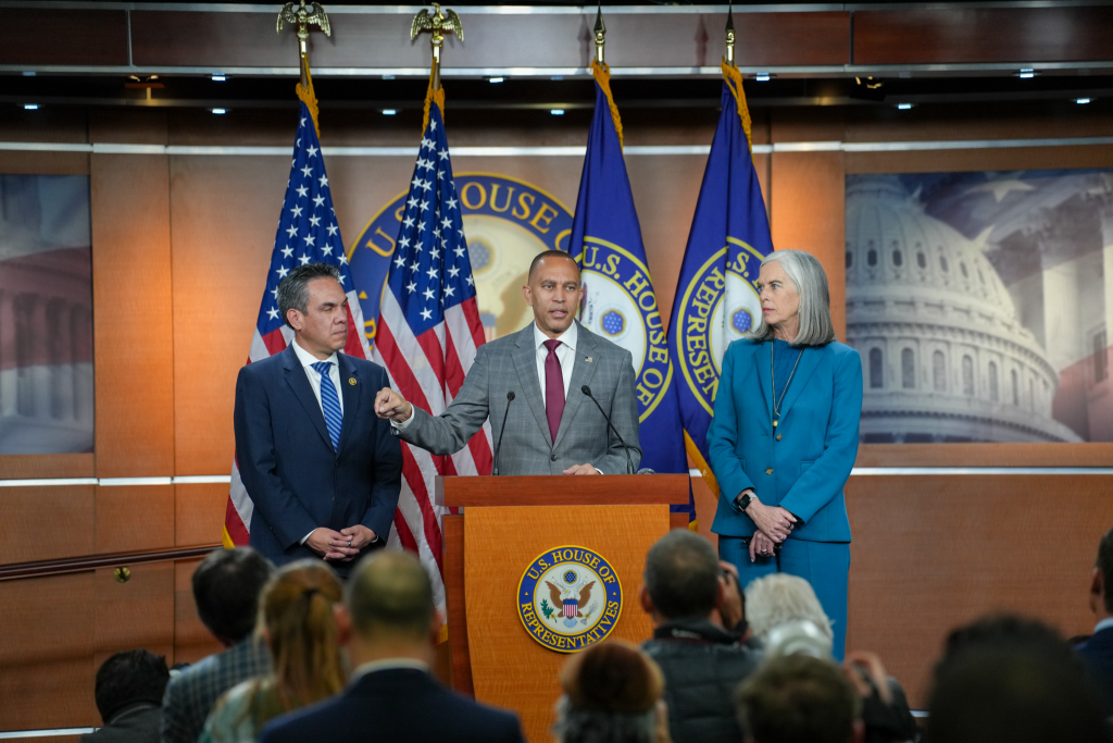 Leader Jeffries (center), Whip Katherine Clark (right) and Chair Pete Aguilar (left) 