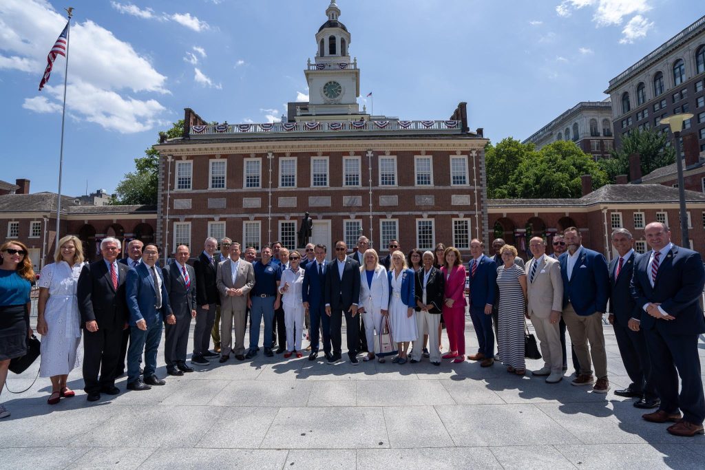 Group photo of ceremony participants