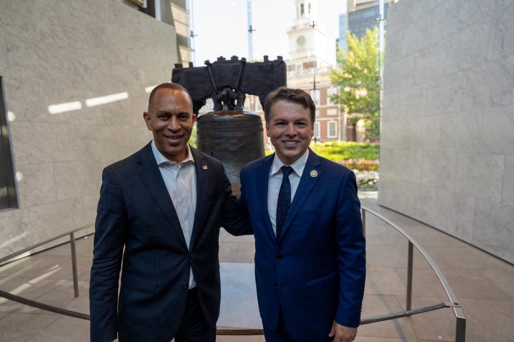 Leader Jeffries (left) and Rep. Brendan Boyle (right) posing for photo in front of the Liberty Bell